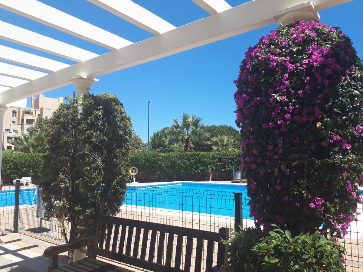 Apartamento Playa Verde a pie de playa Isla Canela Exterior foto
